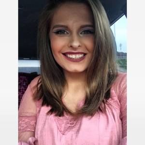 Meet your Posher, Daniqua